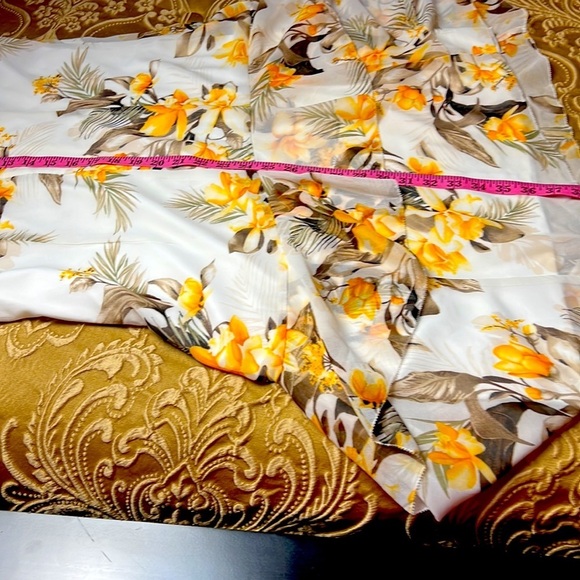 White House black market dress - Picture 9 of 9